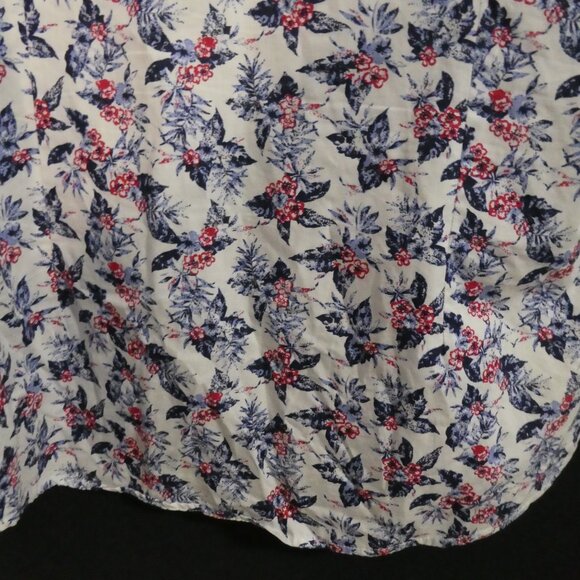 SOUL OF LONDON | large | Floral Print Short Sleeve button-Up Shirt - Picture 13 of 14